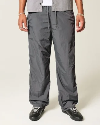 pantaloni da tuta larghi 2 13 330x413 - Pantaloni da tuta larghi